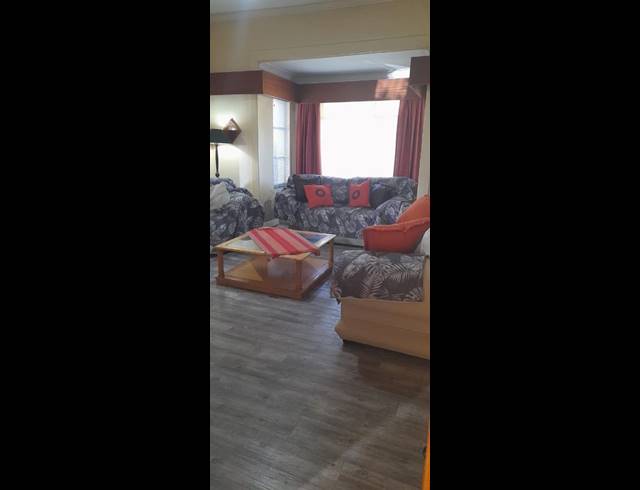 2 BEDROOM TOWNHOUSE FOR SALE IN PARYS CENTRAL